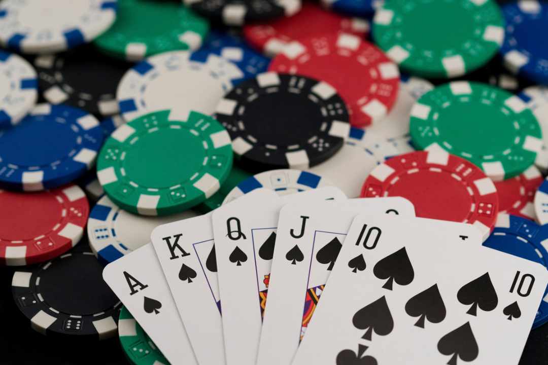 Hiểu rõ luật chơi sẽ giúp người mới dễ làm quen với ván bài
